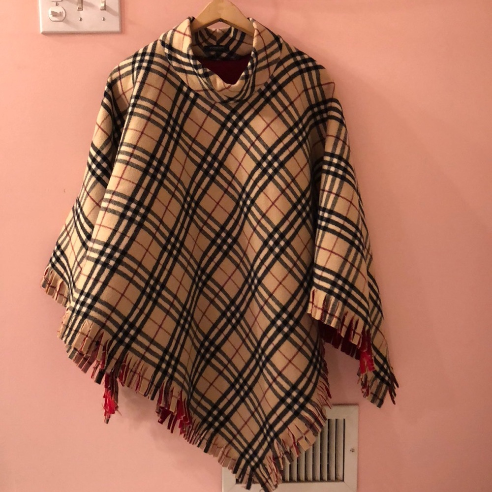 Wool Burberry poncho